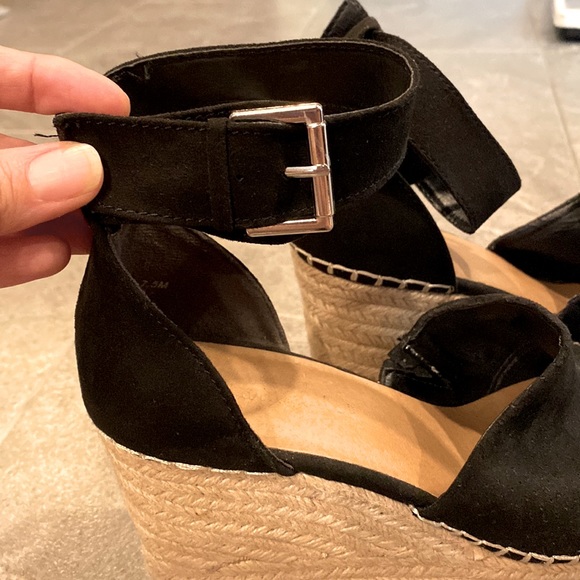 Black platform Espadrilles - Picture 7 of 7